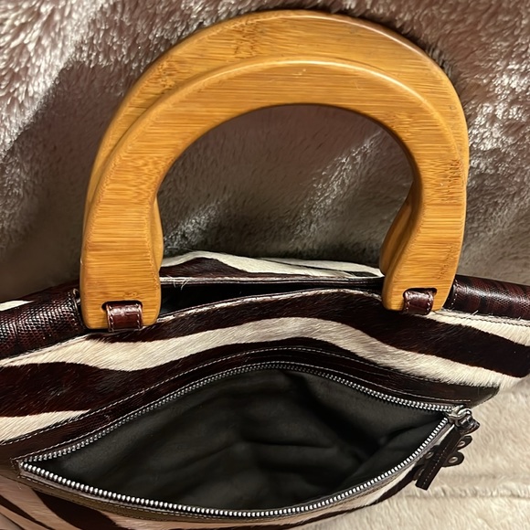 LAURA DI MAGGIO Tote - Picture 5 of 17